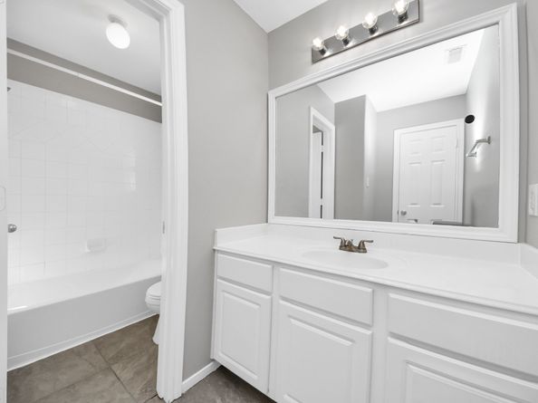 2438 Glenholly Park Drive, Sugar Land TX 77498