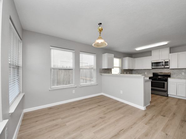 2438 Glenholly Park Drive, Sugar Land TX 77498