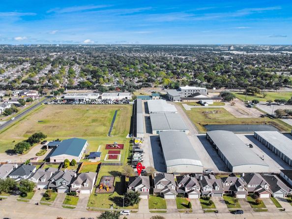 2438 Glenholly Park Drive, Sugar Land TX 77498