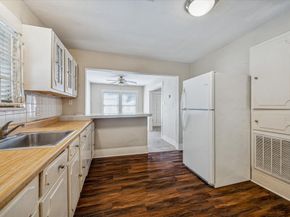 304 Bomar Street, Houston TX 77006