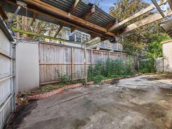 304 Bomar Street, Houston TX 77006