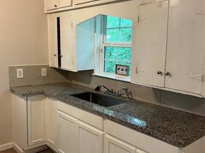 7227 Saint Augustine Street, Houston TX 77021