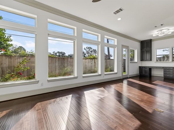 10514 Hess Lane, Houston TX 77096