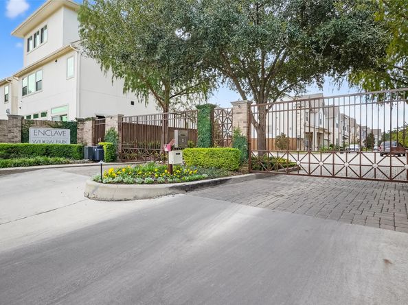 10514 Hess Lane, Houston TX 77096