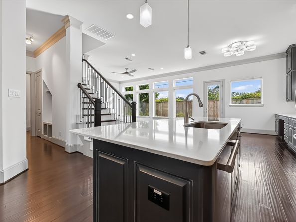 10514 Hess Lane, Houston TX 77096