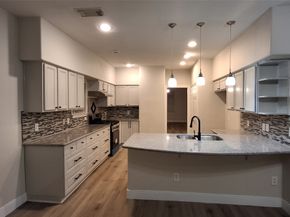 6887 Turtlewood Drive, Houston TX 77072