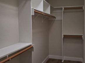 6887 Turtlewood Drive, Houston TX 77072