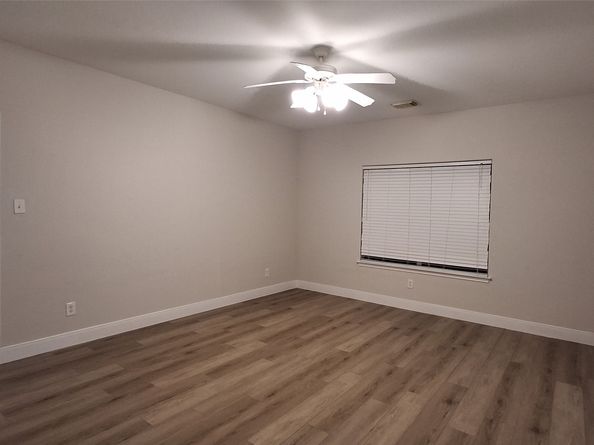 6887 Turtlewood Drive, Houston TX 77072