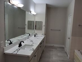 6887 Turtlewood Drive, Houston TX 77072