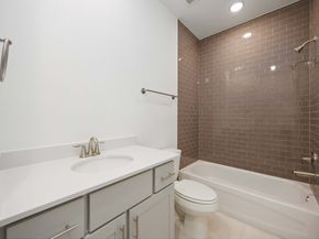 833 Fisher Street C, Houston TX 77018