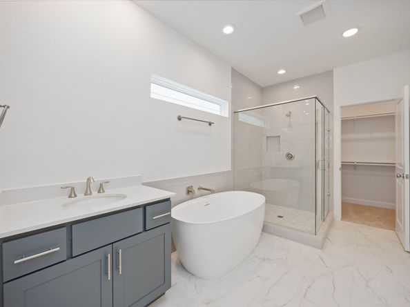 833 Fisher Street C, Houston TX 77018