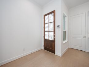 833 Fisher Street C, Houston TX 77018