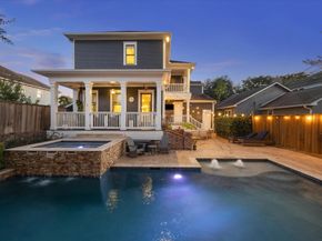 619 E 10th 1/2 Street, Houston TX 77008