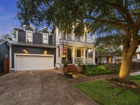 619 E 10th 1/2 Street, Houston TX 77008