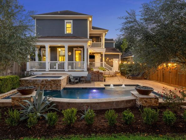 619 E 10th 1/2 Street, Houston TX 77008