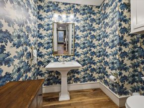 619 E 10th 1/2 Street, Houston TX 77008