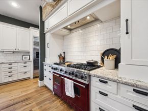 619 E 10th 1/2 Street, Houston TX 77008