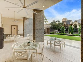 1275 S Post Oak Lane 2502, Houston TX 77056