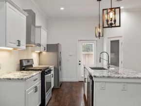 1517 Colorado Street, Houston TX 77007