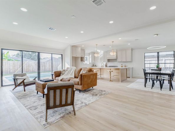 1803 Seaspray Court, Houston TX 77008