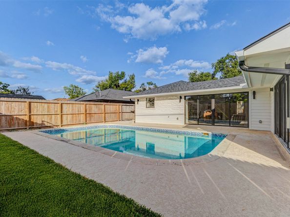 1803 Seaspray Court, Houston TX 77008