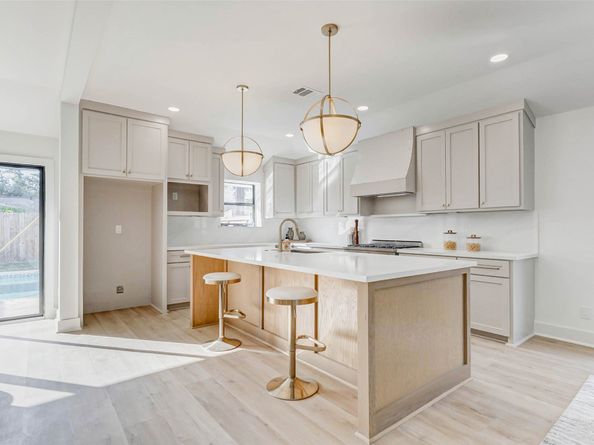 1803 Seaspray Court, Houston TX 77008