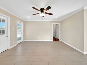 1607 Willowby Drive, Houston TX 77008