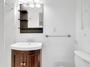 1607 Willowby Drive, Houston TX 77008