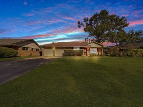 1607 Willowby Drive, Houston TX 77008