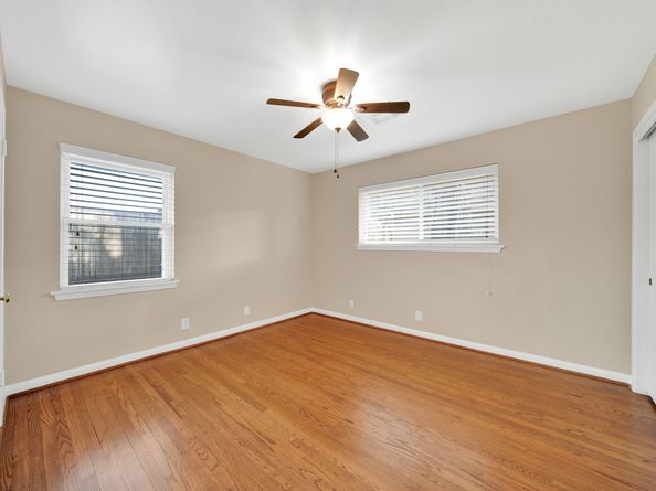 1607 Willowby Drive, Houston TX 77008