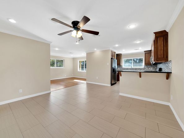 1607 Willowby Drive, Houston TX 77008