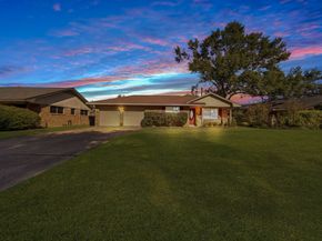 1607 Willowby Drive, Houston TX 77008