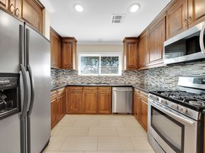 1607 Willowby Drive, Houston TX 77008