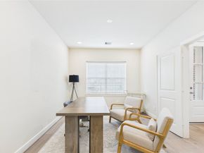 3093 Hicks Street, Houston TX 77007