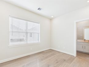 3093 Hicks Street, Houston TX 77007