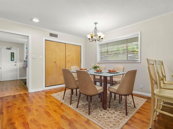 3641 Deal Street, Houston TX 77025