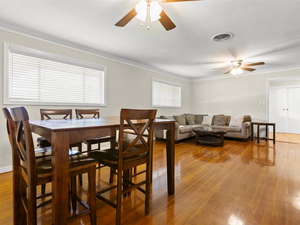 3641 Deal Street, Houston TX 77025