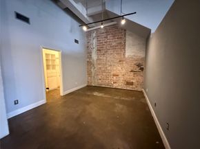 915 N San Jacinto Street 1D, Houston TX 77002