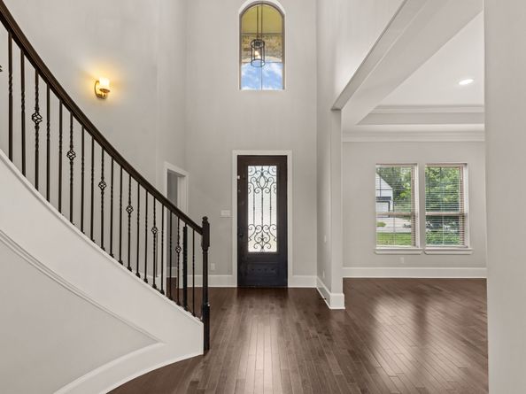 8550 Ridgepoint Drive, Houston TX 77055