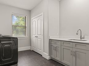 8550 Ridgepoint Drive, Houston TX 77055