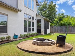 8550 Ridgepoint Drive, Houston TX 77055