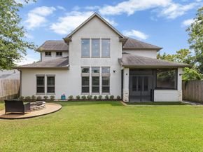 8550 Ridgepoint Drive, Houston TX 77055