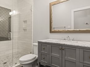 8550 Ridgepoint Drive, Houston TX 77055