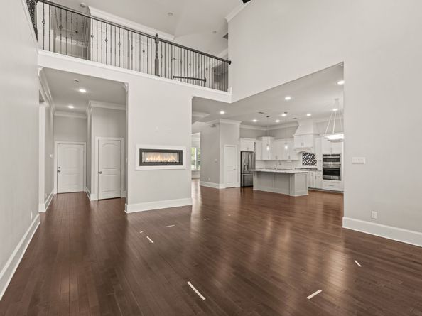 8550 Ridgepoint Drive, Houston TX 77055