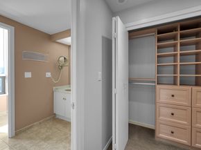 5100 San Felipe Street 63, Houston TX 77056