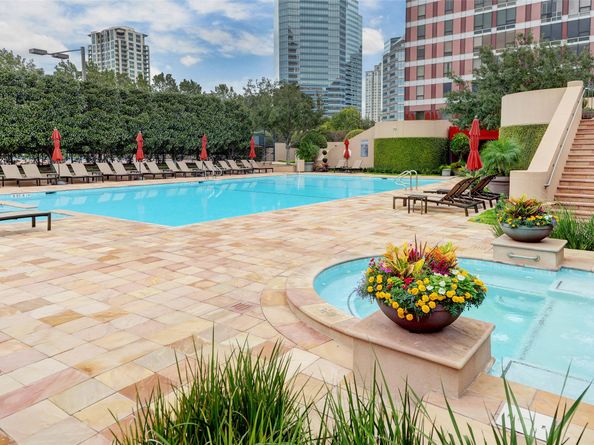 5100 San Felipe Street 63, Houston TX 77056