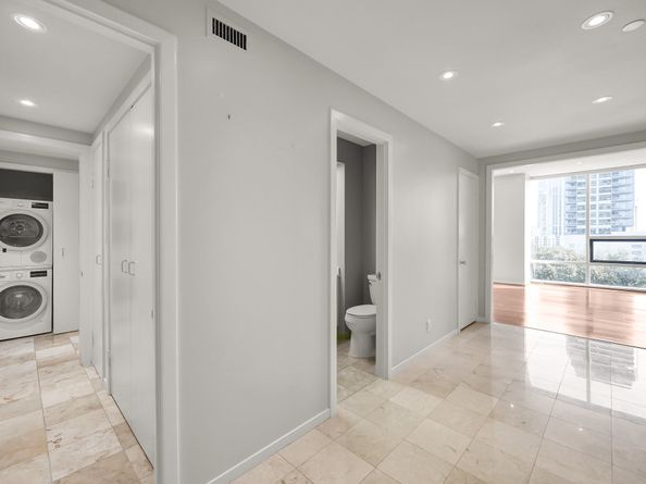 5100 San Felipe Street 63, Houston TX 77056