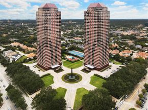 5100 San Felipe Street 63, Houston TX 77056