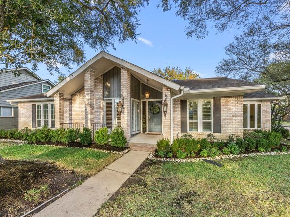 1515 Dodd Lane, Houston TX 77077