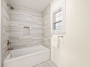 1515 Dodd Lane, Houston TX 77077